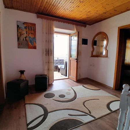 Guest House Ejona Αργυρόκαστρο Εξωτερικό φωτογραφία