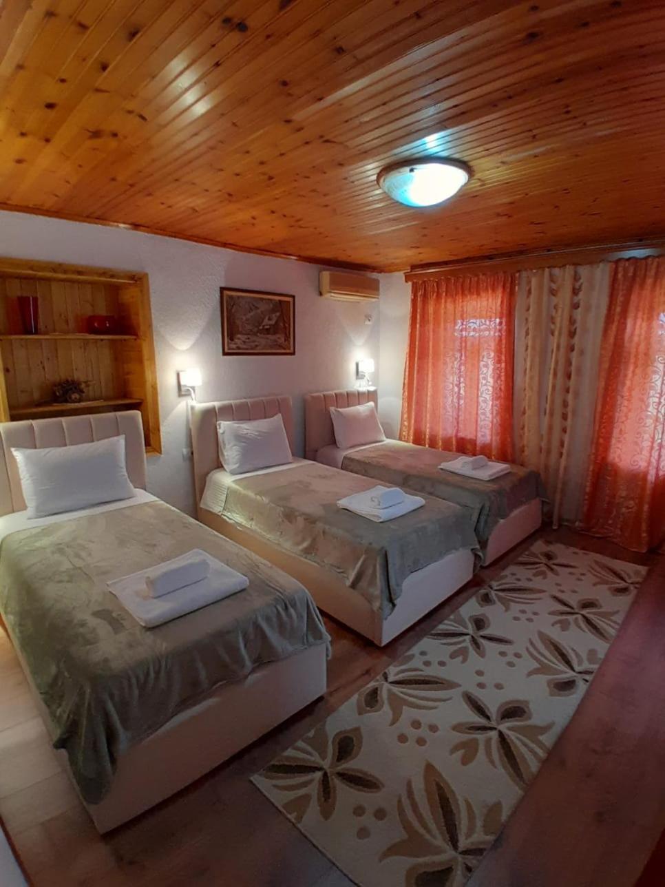 Guest House Ejona Αργυρόκαστρο Εξωτερικό φωτογραφία