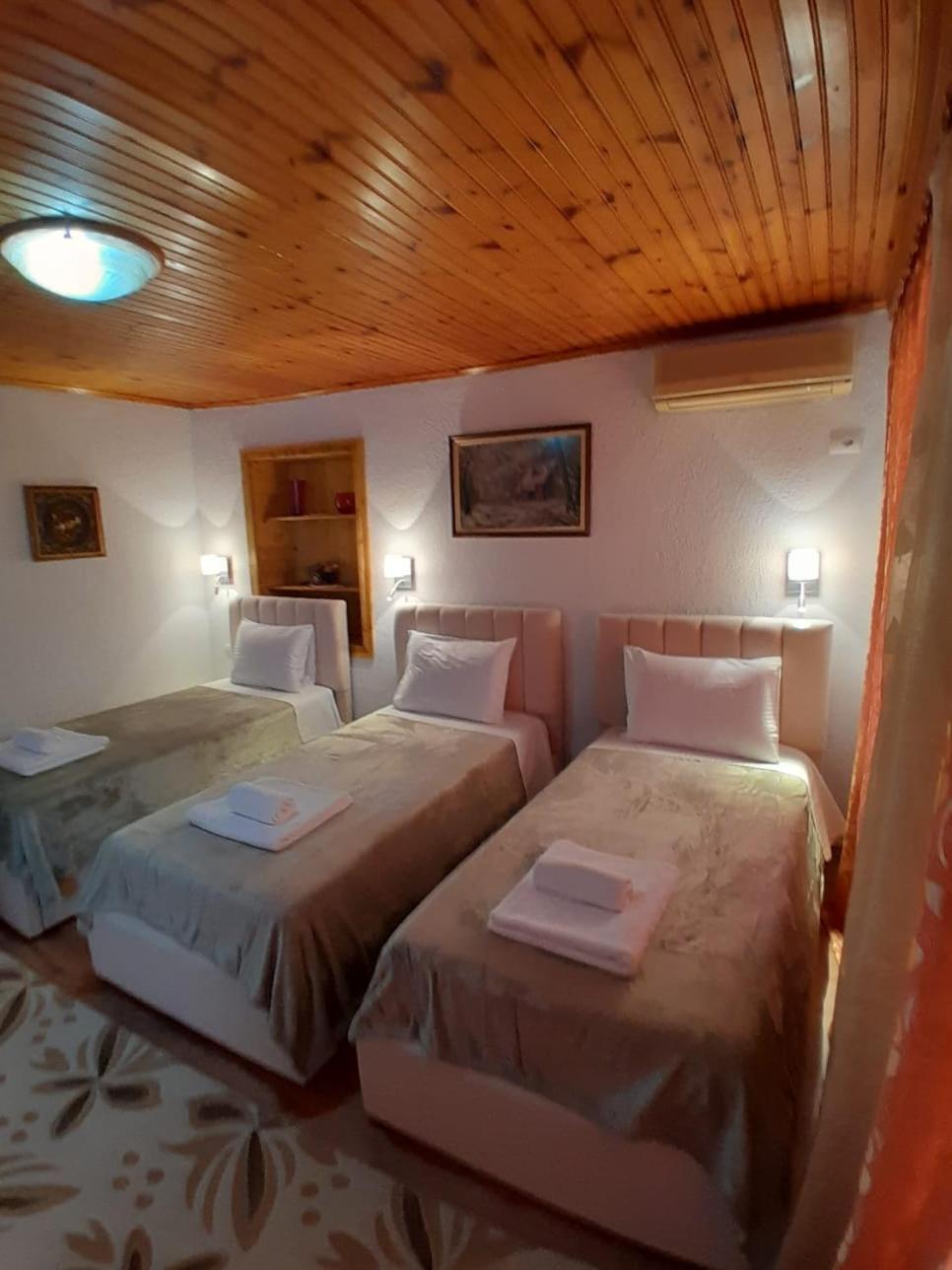 Guest House Ejona Αργυρόκαστρο Εξωτερικό φωτογραφία