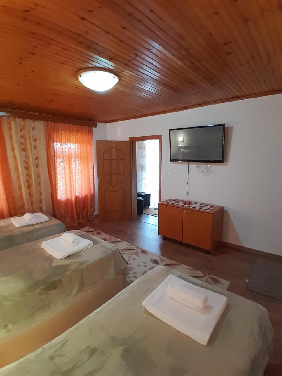 Guest House Ejona Αργυρόκαστρο Εξωτερικό φωτογραφία