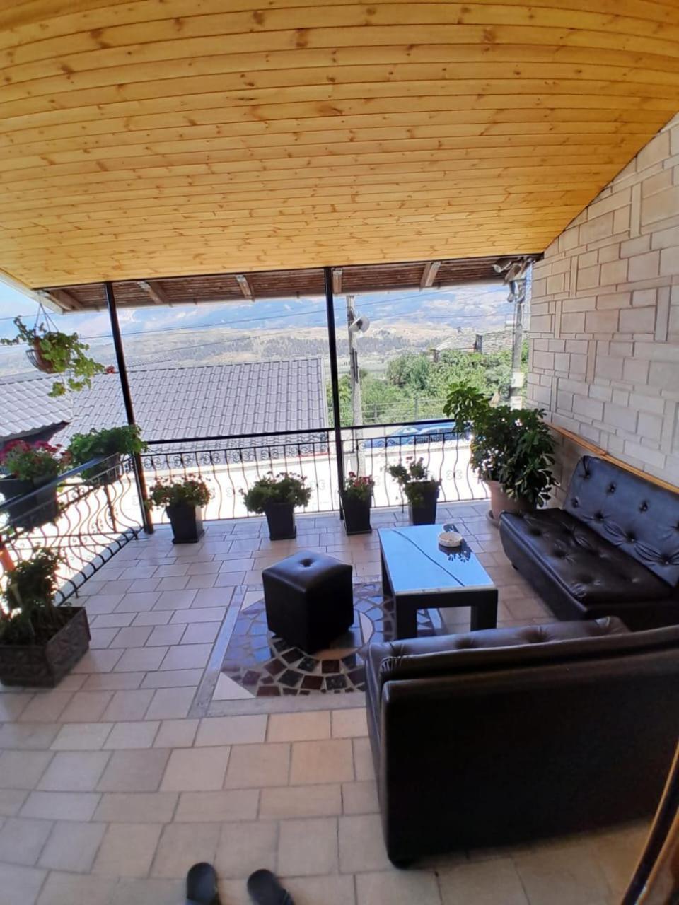 Guest House Ejona Αργυρόκαστρο Εξωτερικό φωτογραφία
