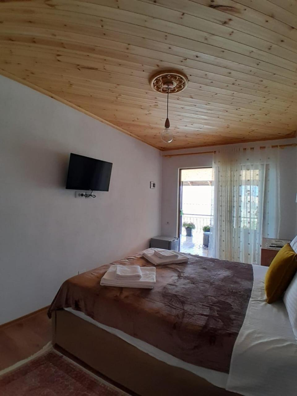 Guest House Ejona Αργυρόκαστρο Εξωτερικό φωτογραφία