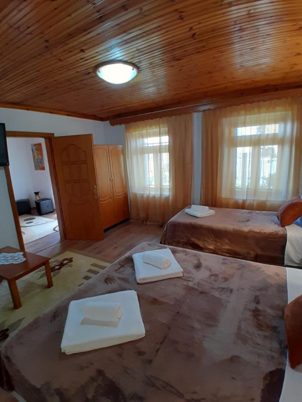 Guest House Ejona Αργυρόκαστρο Εξωτερικό φωτογραφία