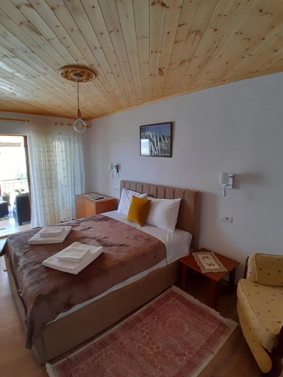 Guest House Ejona Αργυρόκαστρο Εξωτερικό φωτογραφία